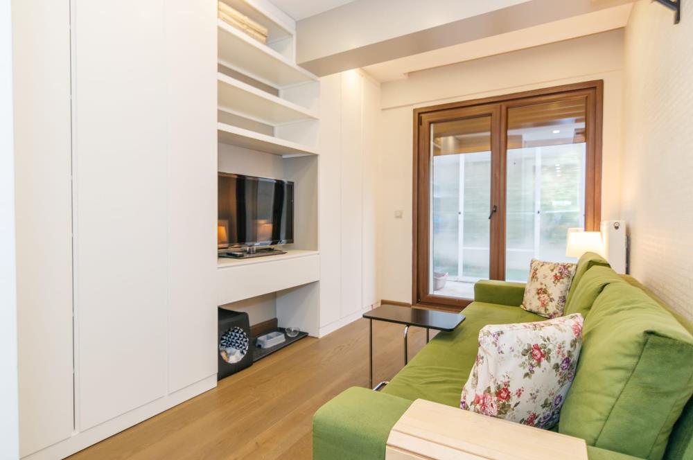 ALTUNİZADE ÖZEL BİR DAİRE BAHÇE KATI KİRALIK