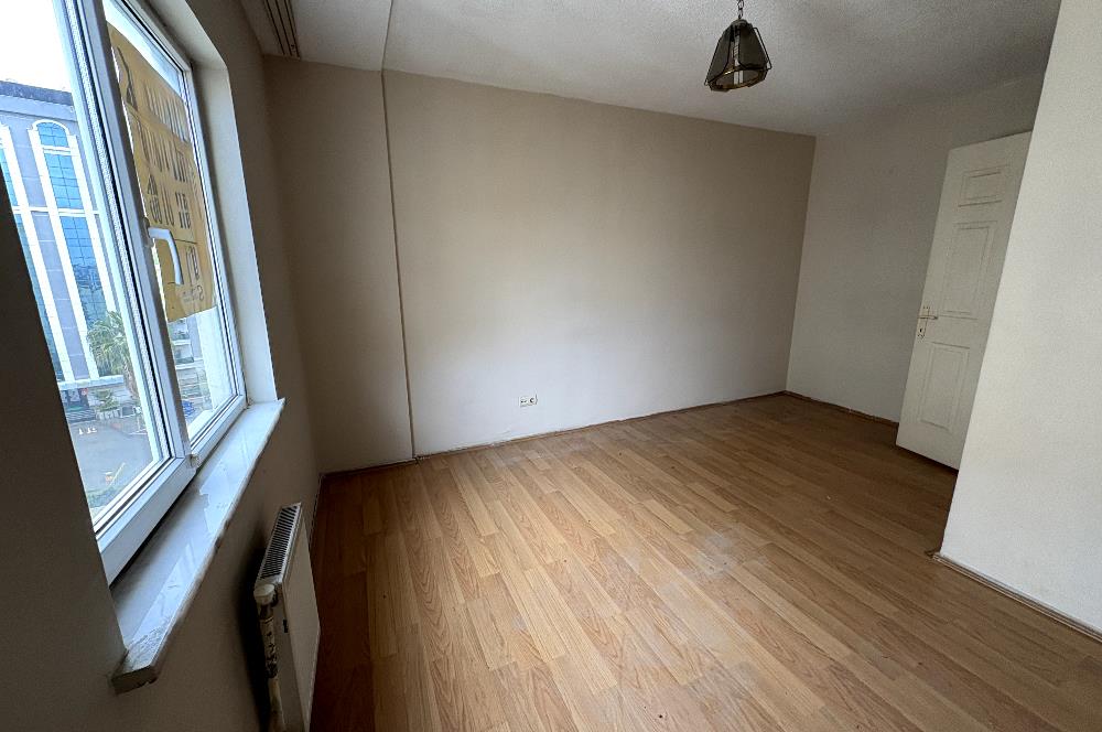 KARŞIYAKA ZÜBEYDE HANIM MAHALLESİ TOKİDE 2+1 SATILIK BOŞ DAİRE