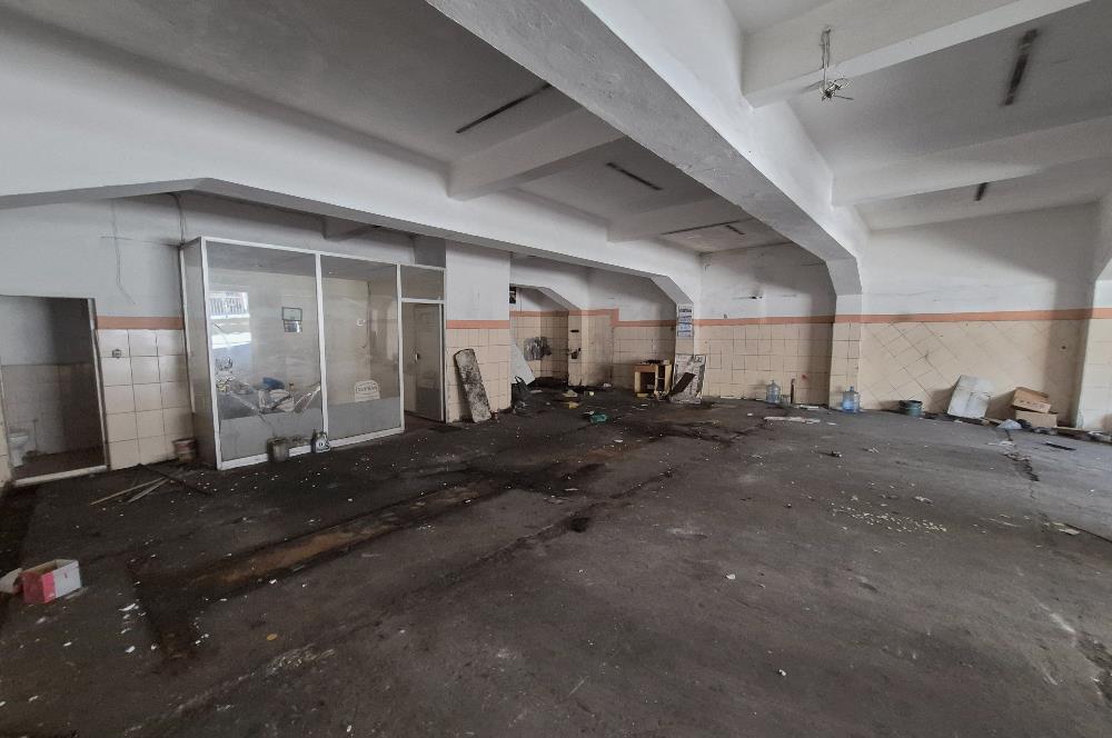 SAZLIDERE CADDESİ ÜZERİNDE 200 M2 KİRALIK OTO TAMİRHANESİ
