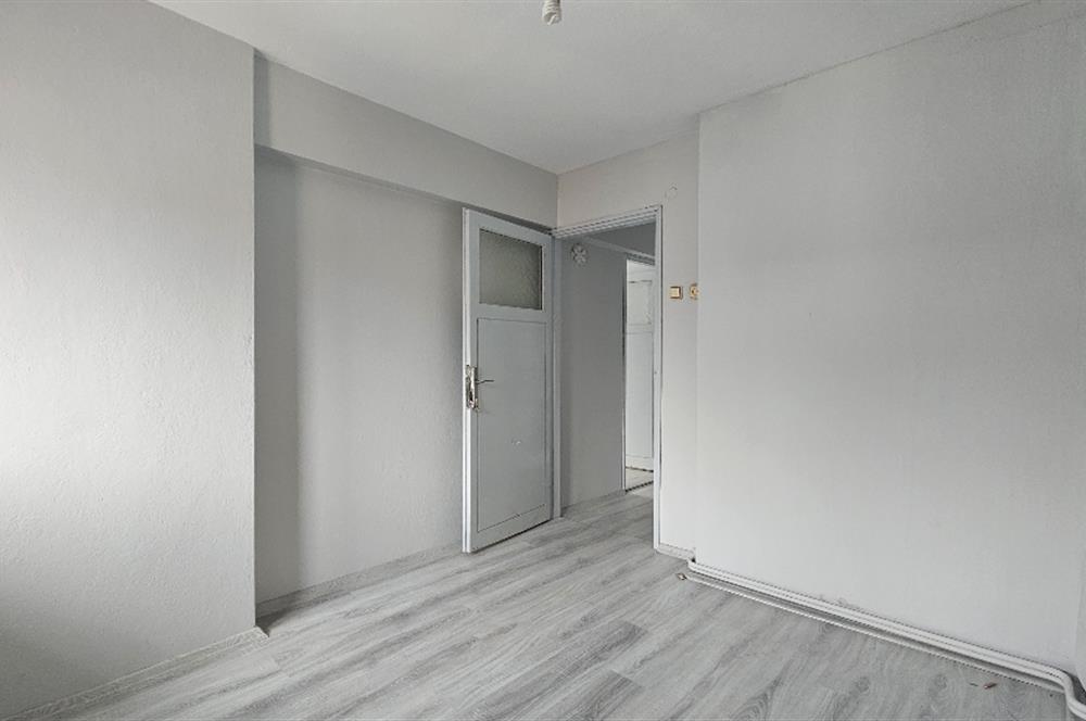 C21 LOCA'DAN ÇARŞI MERKEZDE SATILIK 2+1 DAİRE