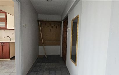 C21 LOCA'DAN ÇARŞI MERKEZDE SATILIK 2+1 DAİRE