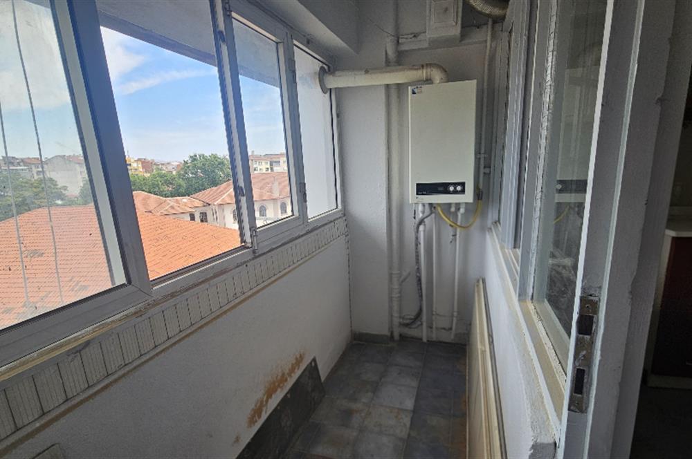 C21 LOCA'DAN ÇARŞI MERKEZDE SATILIK 2+1 DAİRE