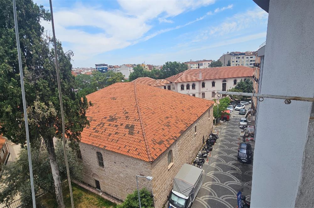 C21 LOCA'DAN ÇARŞI MERKEZDE SATILIK 2+1 DAİRE