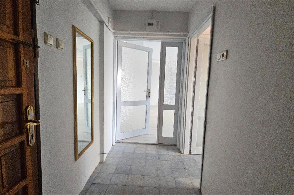 C21 LOCA'DAN ÇARŞI MERKEZDE SATILIK 2+1 DAİRE