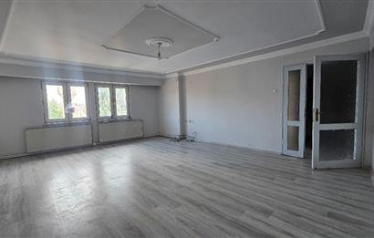 C21 LOCA'DAN ÇARŞI MERKEZDE SATILIK 2+1 DAİRE