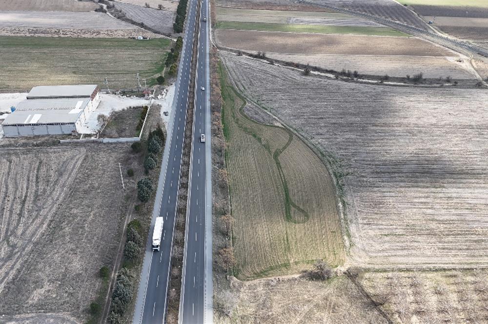 Denizli-Afyon Karayolu’na Komşu Bozkurt/Alikurt’ta 3 Adet Tarla SATILIKTIR.