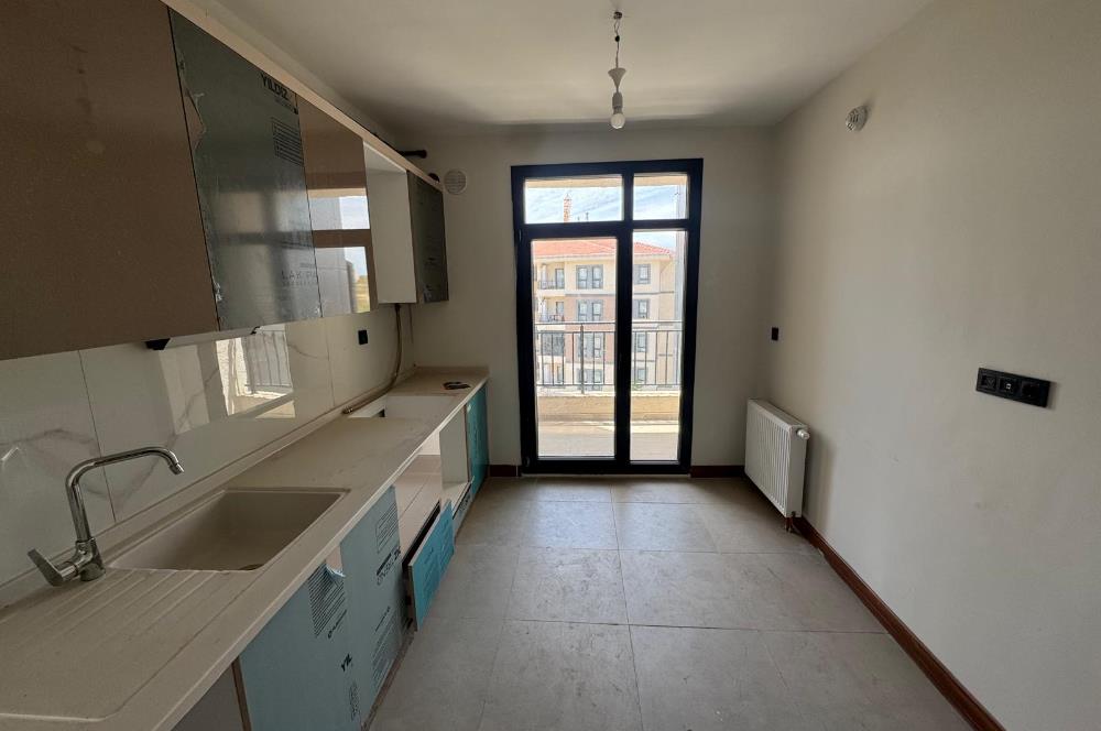TUZLA AYDINLI TOKİ KONUTLARINDA SATILIK 2+1 DAİRE