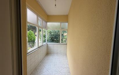 Serdivan'da Satılık 6+1 Tripleks Villa, Geniş Bahçeli