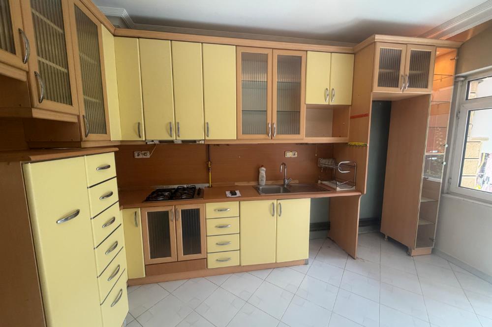 Adapazarı Şeker Mahallesinde Kiralık Geniş 3+1 Daire