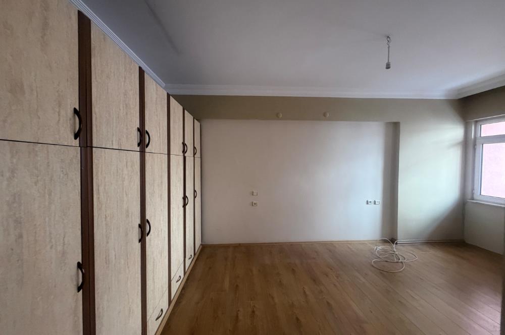 Adapazarı Şeker Mahallesinde Kiralık Geniş 3+1 Daire