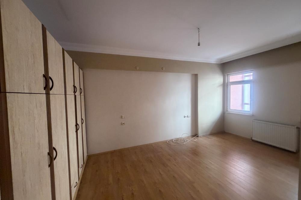 Adapazarı Şeker Mahallesinde Kiralık Geniş 3+1 Daire