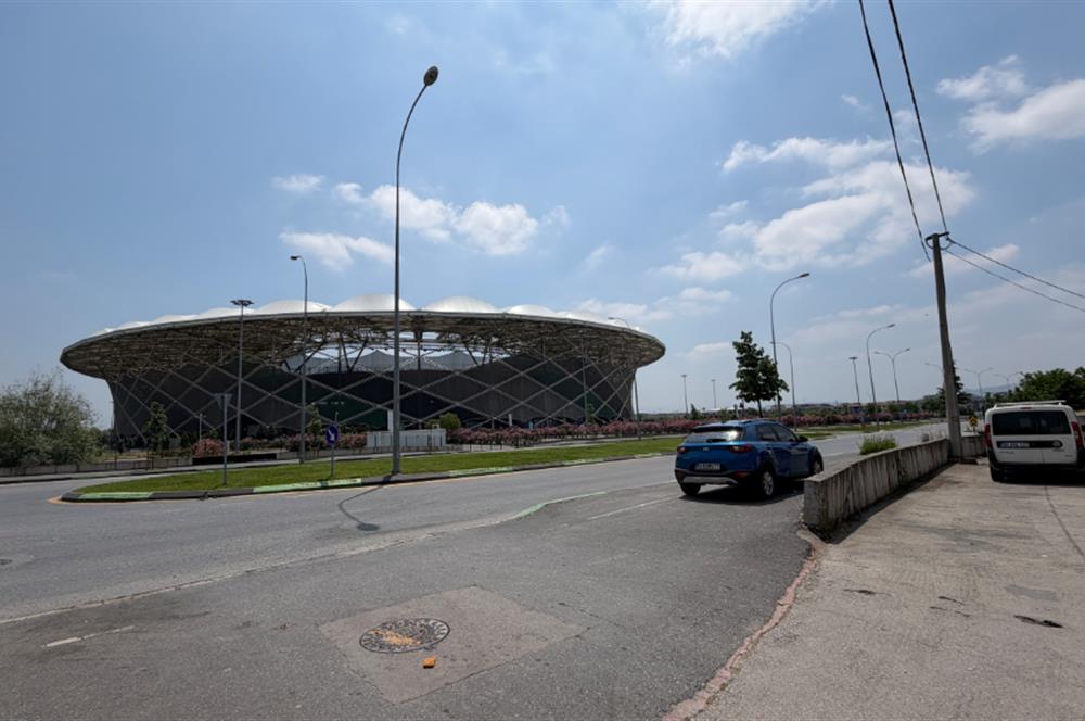 C21 İZ ELİF ZENGİN'DEN STAD YAKINI LÜKS KİRALIK DAİRE..