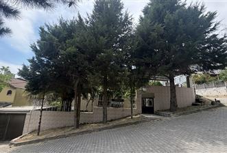 Serdivan'da Satılık 6+1 Tripleks Villa, Geniş Bahçeli - 1 - 34965