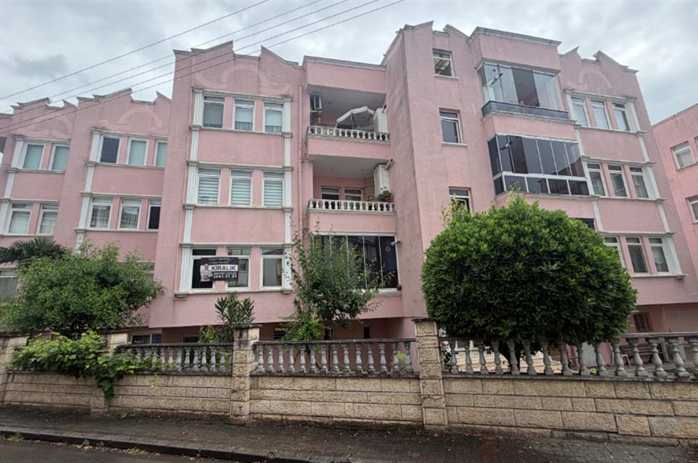 Adapazarı Şeker Mahallesinde Kiralık Geniş 3+1 Daire
