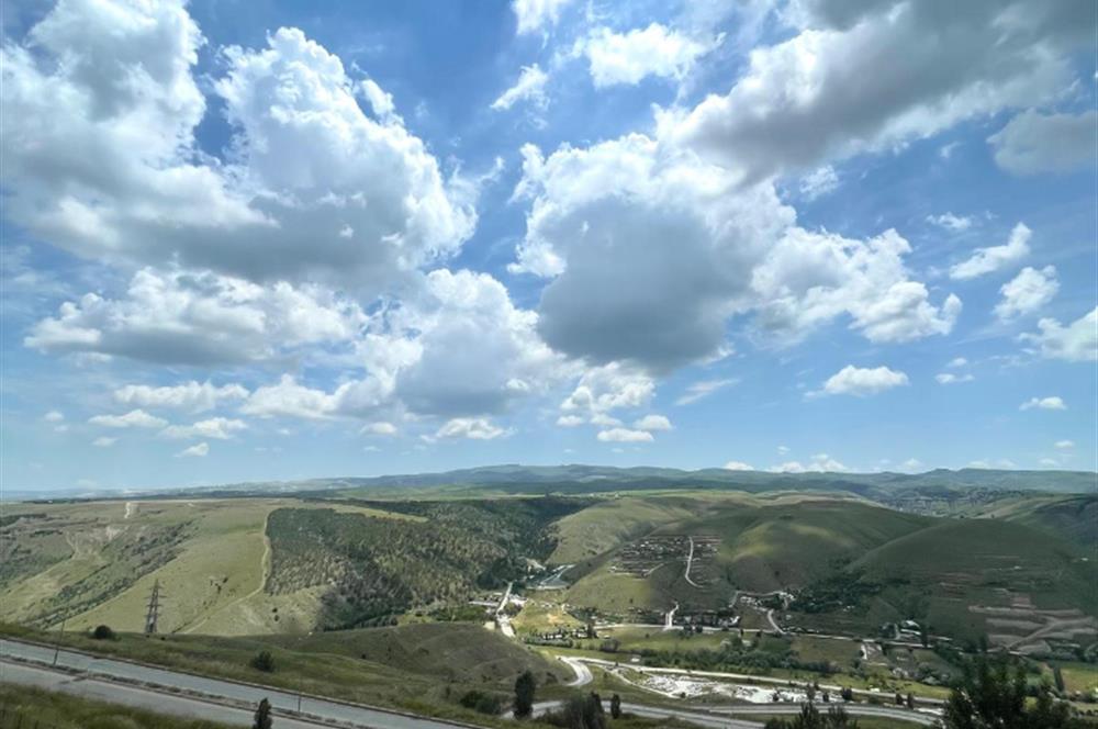 ÇANKAYA GÜNEYPARK 1 SİTESİNDE KİRALIK VADİ MANZARALI 4+1 DAİRE​﻿