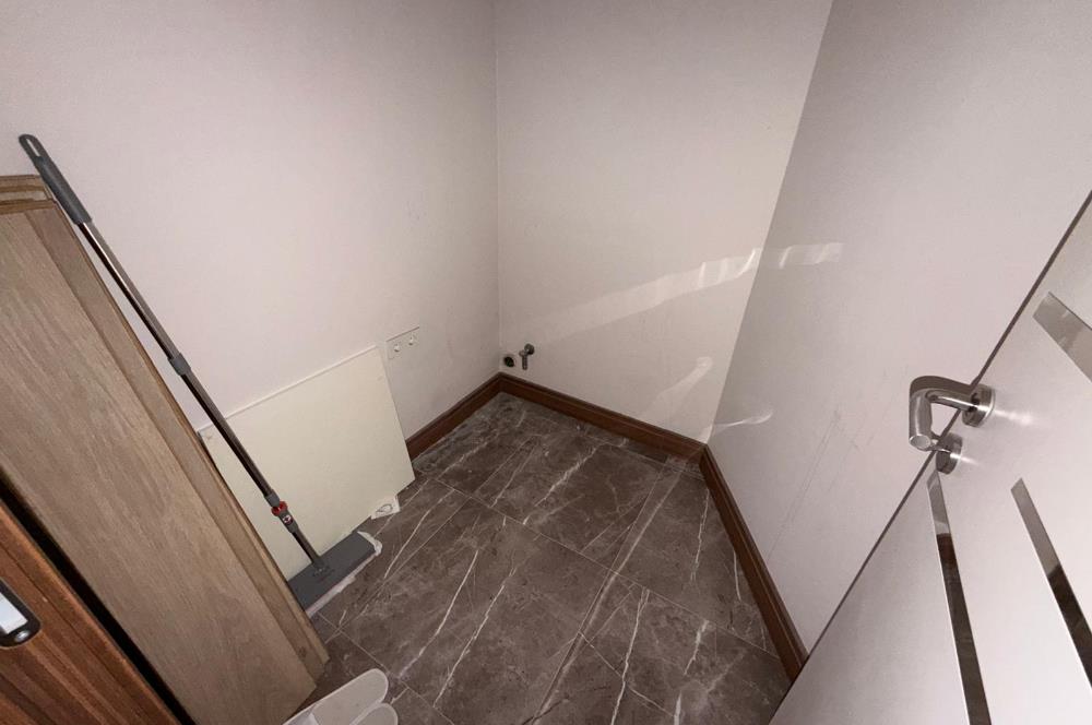 C21 ROOF ŞUA ELİTE BOŞ ÇAMLICA AKASYA CEPHE KAPALI MUTFAK 2+1