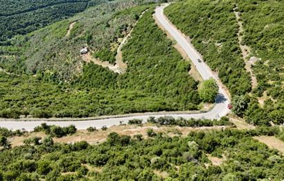 C21Cius; Şahinyurdu'nda Asfalt Yola Cepheli 626 m2 Manzaralı Arazi