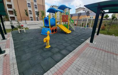 809 ETAP / 3+1 / CADDE ÜSTÜNDE MERKEZİ KONUMDA GİRİŞ KAT SATILIK