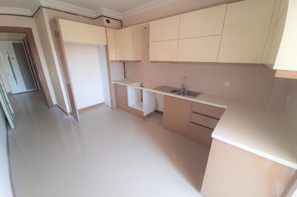 809 ETAP / 3+1 / CADDE ÜSTÜNDE MERKEZİ KONUMDA GİRİŞ KAT SATILIK