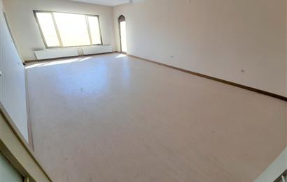 809 ETAP / 3+1 / CADDE ÜSTÜNDE MERKEZİ KONUMDA GİRİŞ KAT SATILIK