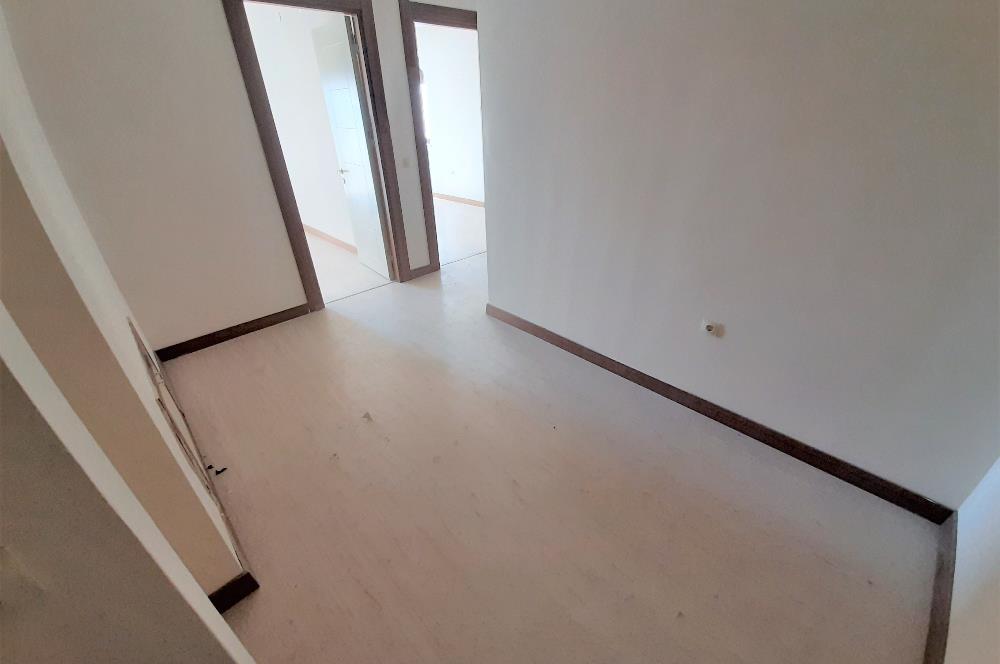 809 ETAP / 3+1 / CADDE ÜSTÜNDE MERKEZİ KONUMDA GİRİŞ KAT SATILIK