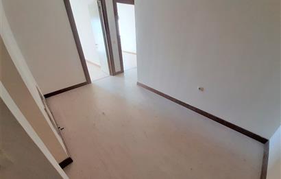 809 ETAP / 3+1 / CADDE ÜSTÜNDE MERKEZİ KONUMDA GİRİŞ KAT SATILIK