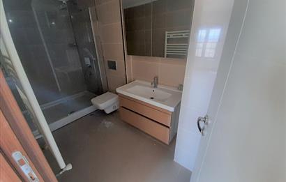 809 ETAP / 3+1 / CADDE ÜSTÜNDE MERKEZİ KONUMDA GİRİŞ KAT SATILIK