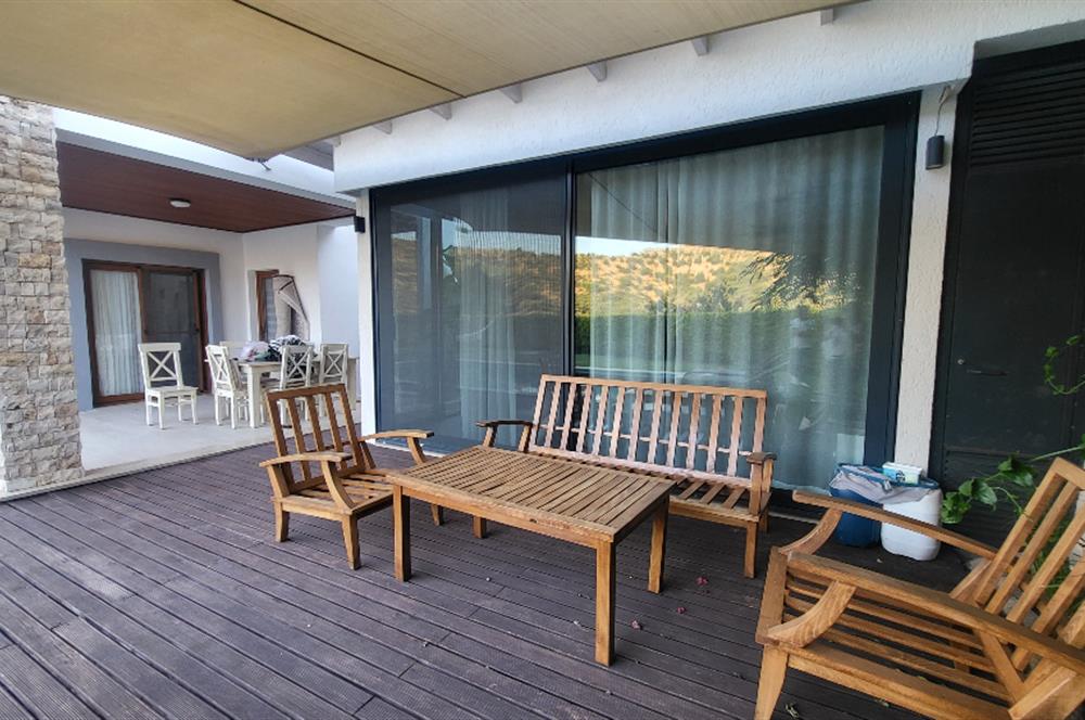Bodrum Gündoğan'da Özel havuzlu Eşyalı Kiralık 4+1 Lüks Villa