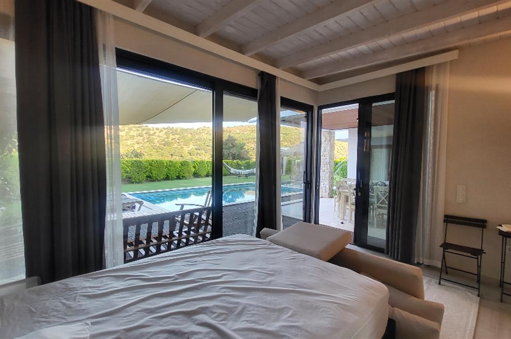 Bodrum Gündoğan'da Özel havuzlu Eşyalı Kiralık 4+1 Lüks Villa