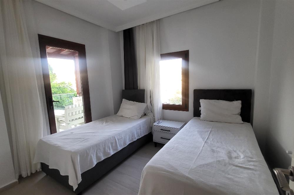 Bodrum Gündoğan'da Özel havuzlu Eşyalı Kiralık 4+1 Lüks Villa