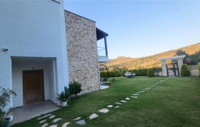 Bodrum Gündoğan'da Özel havuzlu Eşyalı Kiralık 4+1 Lüks Villa