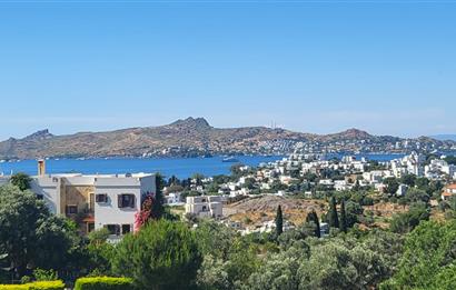 Yalıkavak'ta Deniz Manzaralı Ebeveyn banyolu Eşyalı 2+1 Kiralık Daire