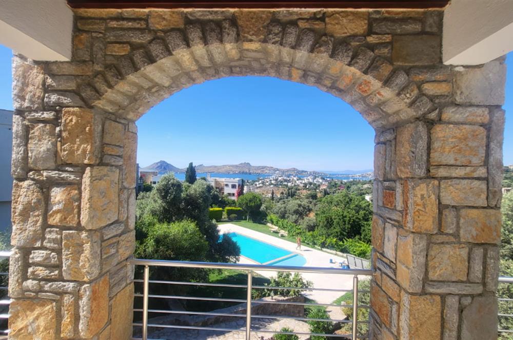Yalıkavak'ta Deniz Manzaralı Ebeveyn banyolu Eşyalı 2+1 Kiralık Daire