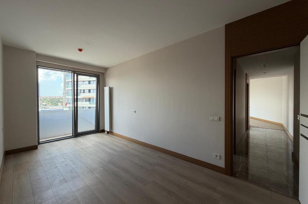 C21 ROOF ŞUA ELİTE BOŞ ÇAMLICA AKASYA CEPHE KAPALI MUTFAK 2+1