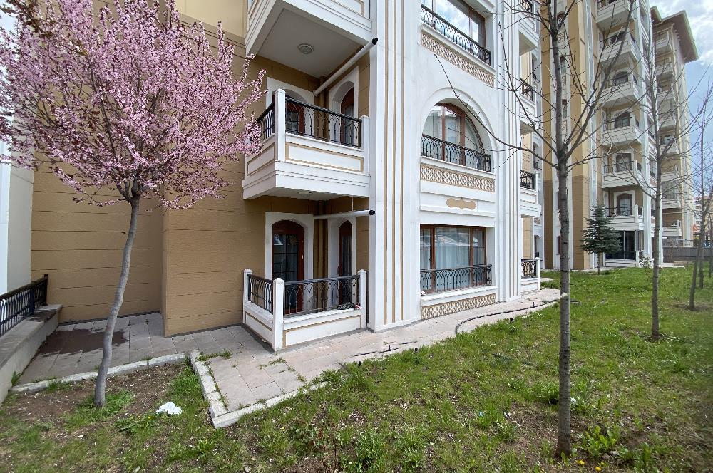 809 ETAP / 3+1 / CADDE ÜSTÜNDE MERKEZİ KONUMDA GİRİŞ KAT SATILIK
