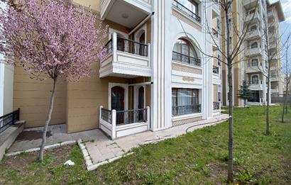 809 ETAP / 3+1 / CADDE ÜSTÜNDE MERKEZİ KONUMDA GİRİŞ KAT SATILIK