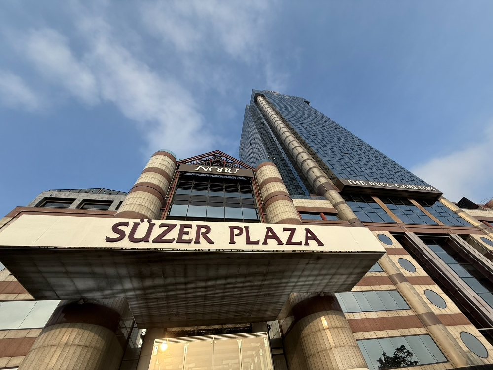 Süzer Plazada 1.444 m² Kiralık Mobilyalı & Taşınmaya Hazır Ofis