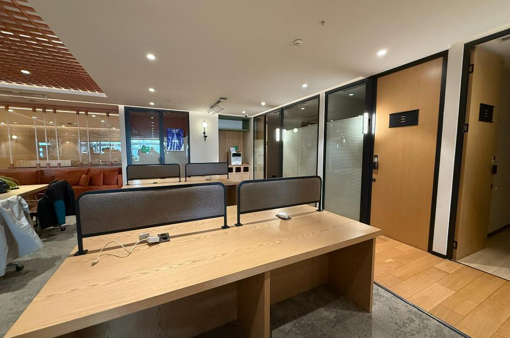 Süzer Plazada 1.444 m² Kiralık Mobilyalı & Taşınmaya Hazır Ofis