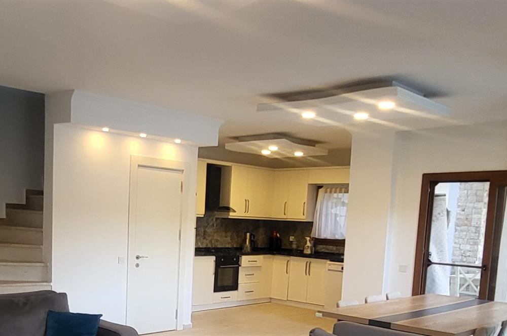 Bodrum Gündoğan'da Özel havuzlu Eşyalı Kiralık 4+1 Lüks Villa