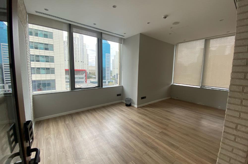 Maslak Kiralık Ofis Maslak 42'de 465m² Eşyalı KDV'li Ofis