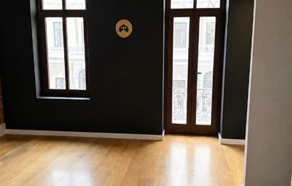 Akaretler Kiralık Ofis 115m2 Şık Prestijli Dubleks Ofis