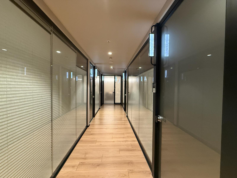 Levent Ferko Signature Kiralık 250m² Eşyalı KDV Avantajlı A+Ofis
