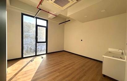 Kağıthane Kiralık Ofis 150m2 Dekorasyonlu Taşınmaya Hazır KDV'li