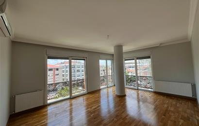 Kadıköy Kızıltoprak'ta 3+1 Kiralık Daire