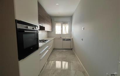 Kadıköy Kızıltoprak'ta 3+1 Kiralık Daire