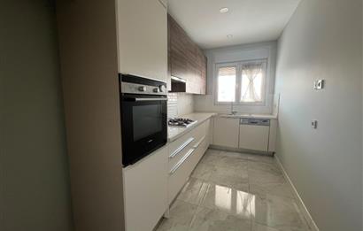 Kadıköy Kızıltoprak'ta 3+1 Kiralık Daire