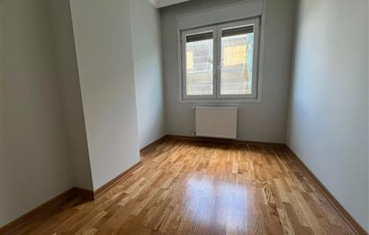 Kadıköy Kızıltoprak'ta 3+1 Kiralık Daire