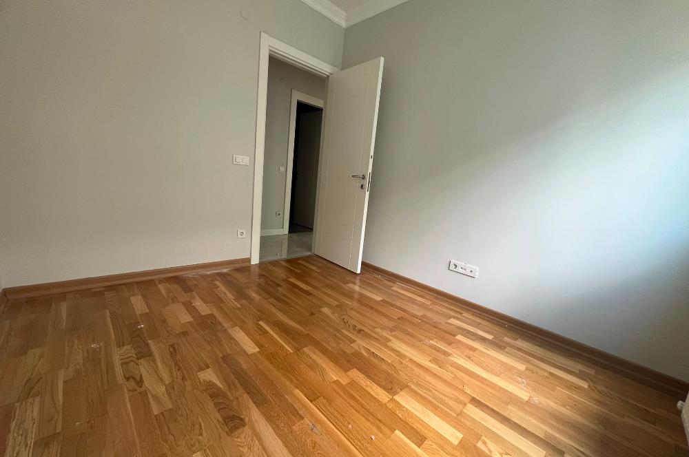 Kadıköy Kızıltoprak'ta 3+1 Kiralık Daire