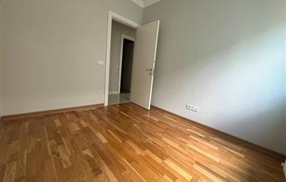 Kadıköy Kızıltoprak'ta 3+1 Kiralık Daire