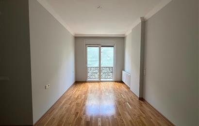 Kadıköy Kızıltoprak'ta 3+1 Kiralık Daire